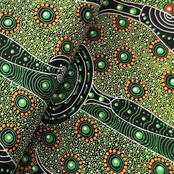 GREEN DANCING SPIRIT Aborigines Stoff aus Australien